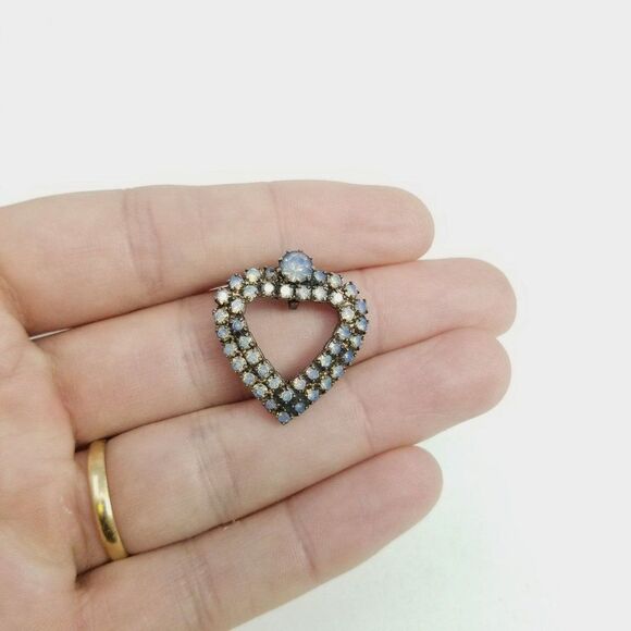 Vintage Pale Blue Rhinestone Heart Shape Pendant, Retro Sparkle Charm, Estate - Picture 3 of 5